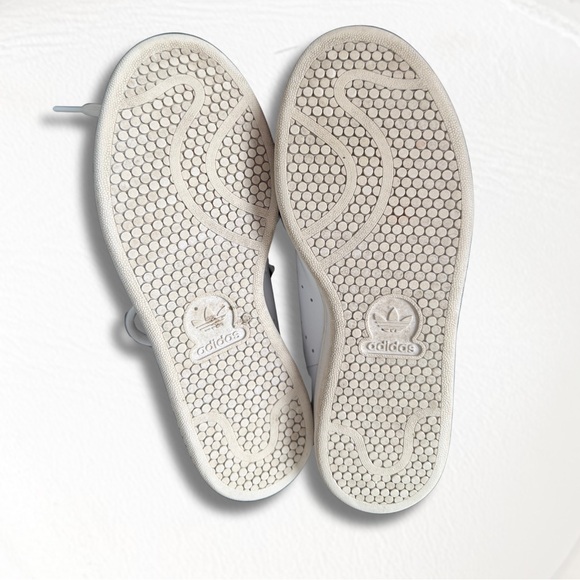 Adidas Stan Smith White and Green Shoes - Picture 5 of 6